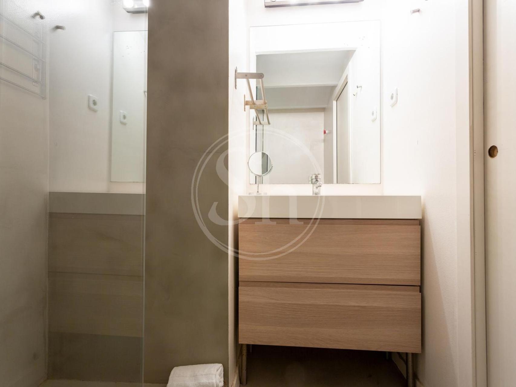 Apartment En Villarroel Barcelona